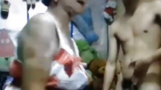 Fing amator szex video mostohaanya Barát-ban habfürdő.